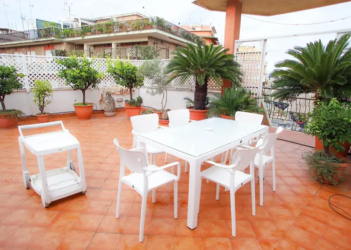 Oasi Urbana - The Vatican Roof Garden Apartment