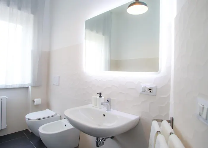Oasi Urbana - The Vatican Roof Garden Apartment